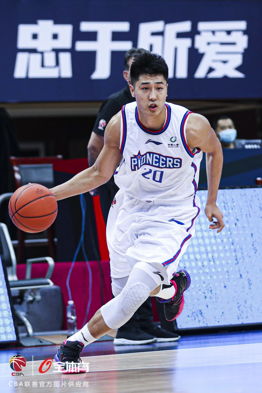 开云官方APP下载-包含葡萄牙体育内部会议纪要流出——国际比赛日篮板制胜，CBA季后赛使命明确，阵容厚度经受考验的词条