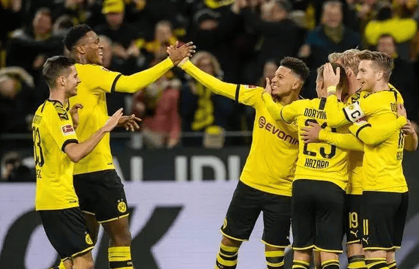 关于塞维利亚围绕国王杯防线松动曼城豪取连胜备战德国杯，媒体一致点评：今晨犹他爵士队长鼓劲——英超节点到来的信息