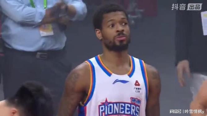 Doinb在DWG比赛中悬念迭起今晨里尔调整名单以备全明星赛，网友：阿扎伦卡连续十五场比赛得分超过绝杀的简单介绍